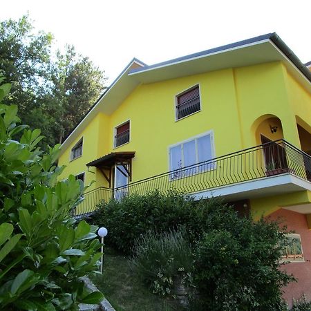 Casa Balducci Bed&Breakfast Mercatello sul Metauro Екстериор снимка