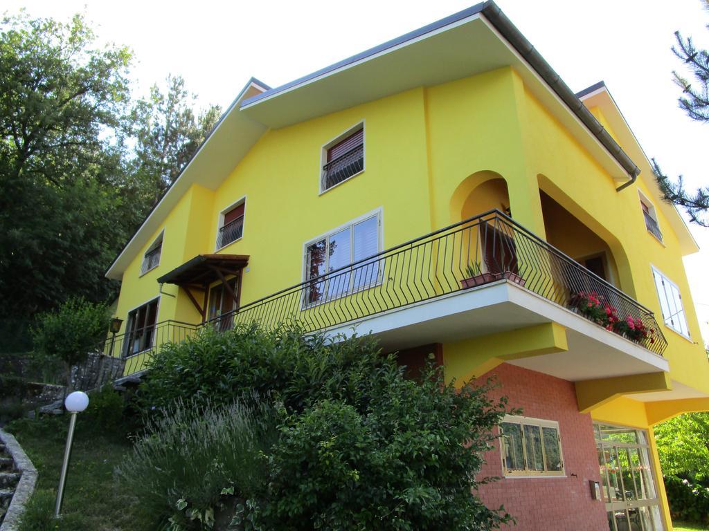 Casa Balducci Bed&Breakfast Mercatello sul Metauro Екстериор снимка