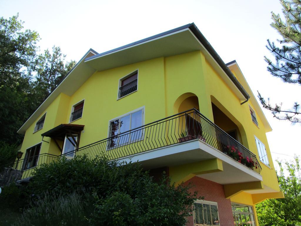 Casa Balducci Bed&Breakfast Mercatello sul Metauro Екстериор снимка